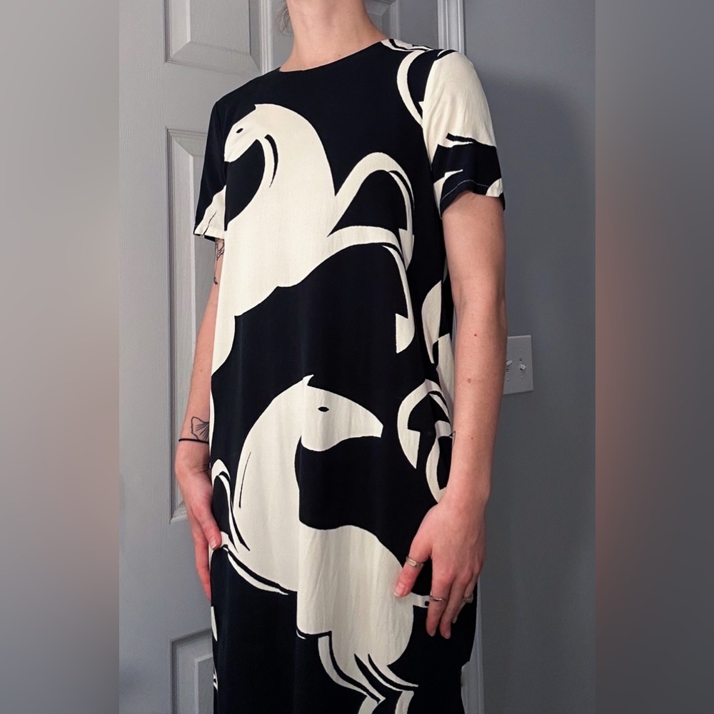 Anthropologie fun horse print dress in black & white, great condition!